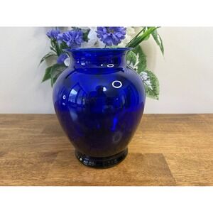 Vintage Cobalt Blue Blown Glass Vase Rounded Decorative Art Glass‎